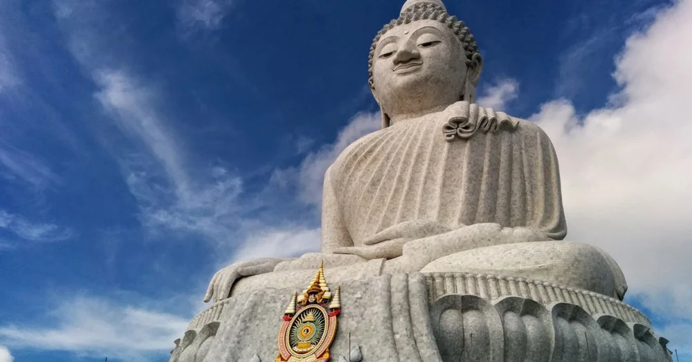 Tượng Phật Lớn
