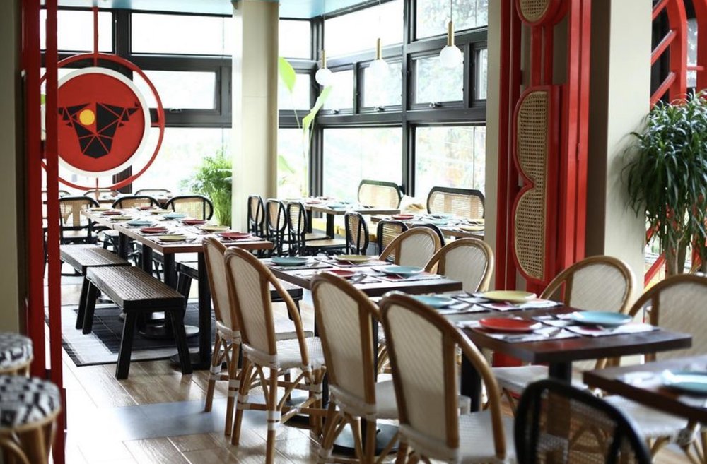 Dining area in a restaurant