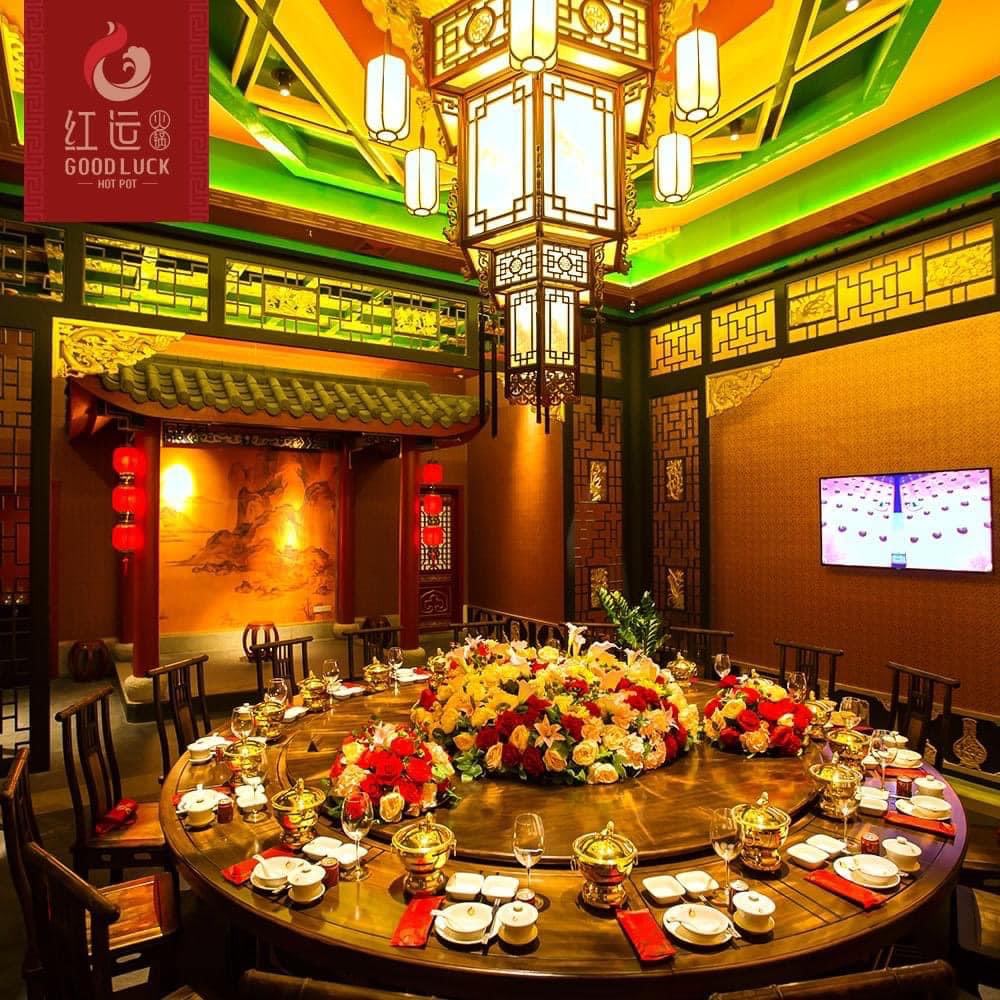 Dining area in a restaurant