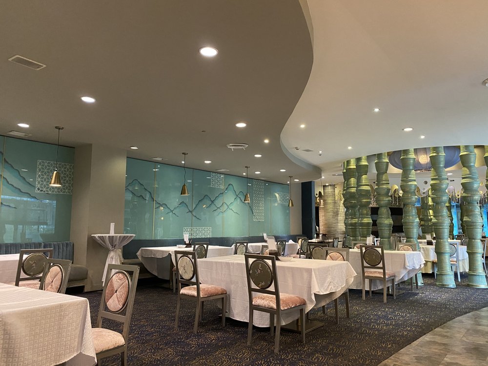 Gloria Maris interior