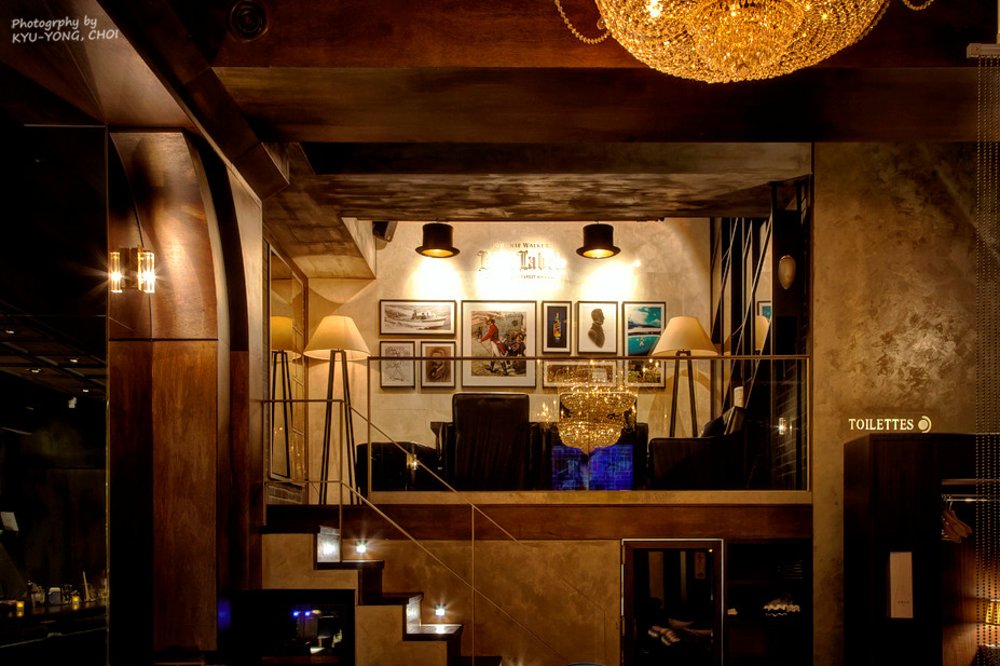 Bar VIP area