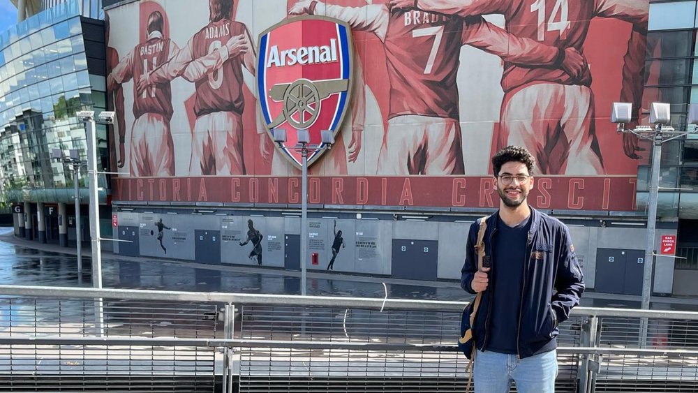 Get to know the red and white on your visit to the Emirates Stadium. Credit: omaraelsherif