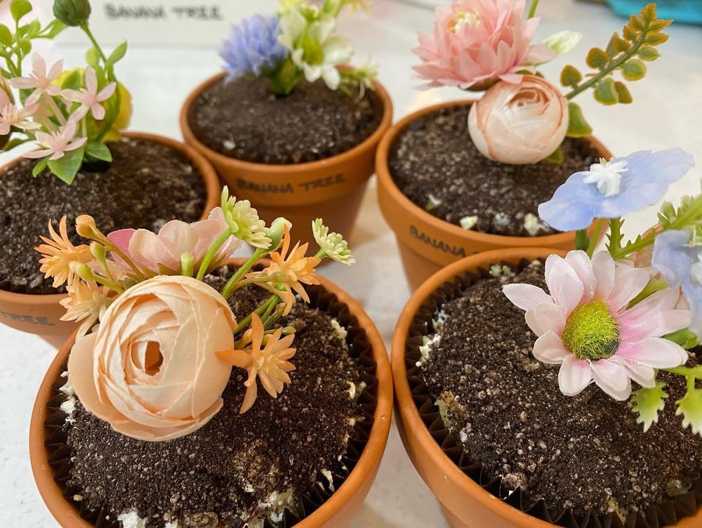 Flower pudding dessert