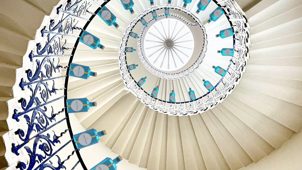 Visit the stunning Tulip Stairs, where a ghost was supposedly photographed in 1966. Credit: greenwichspirits