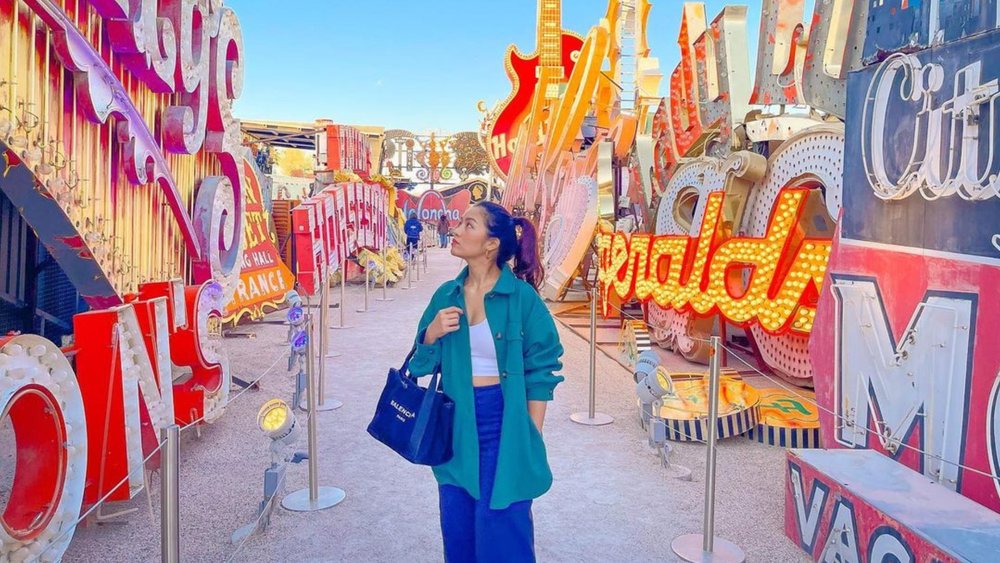 Marvel at neon signs that once ruled Vegas. Credits: @micapineda