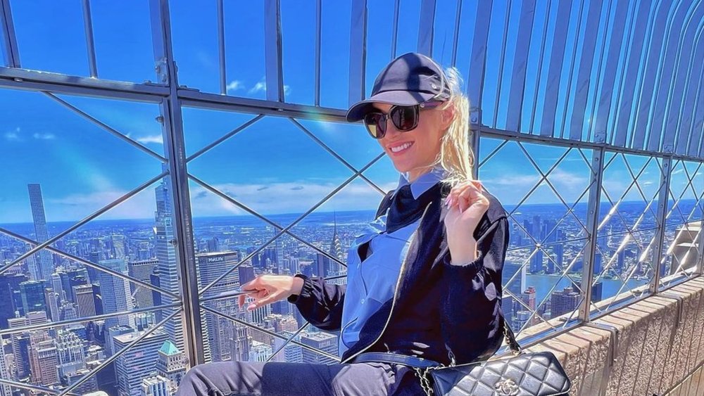 Appreciate the New York City view from the top!  Image credits: @lexi_aut on Instagram