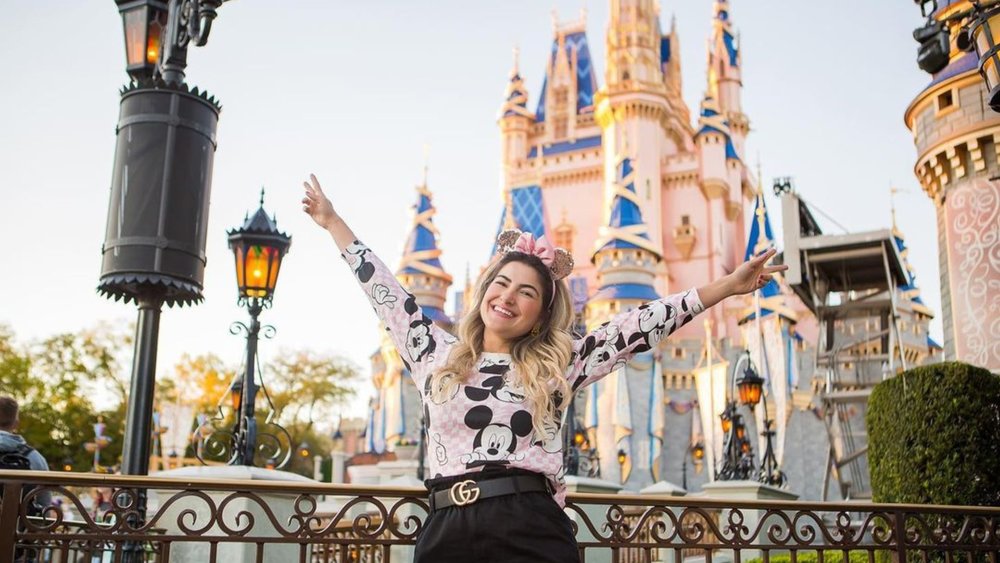 Walt Disney World is so big that it’s made up of four theme parks: Magic Kingdom, Animal Kingdom, EPCOT, and Disney’s Hollywood Studios. Credits: @perfectportraitart on Instagram