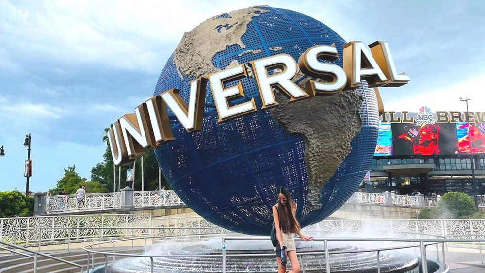 If you’re a film buff, then a visit to Universal Studios Hollywood is essential!