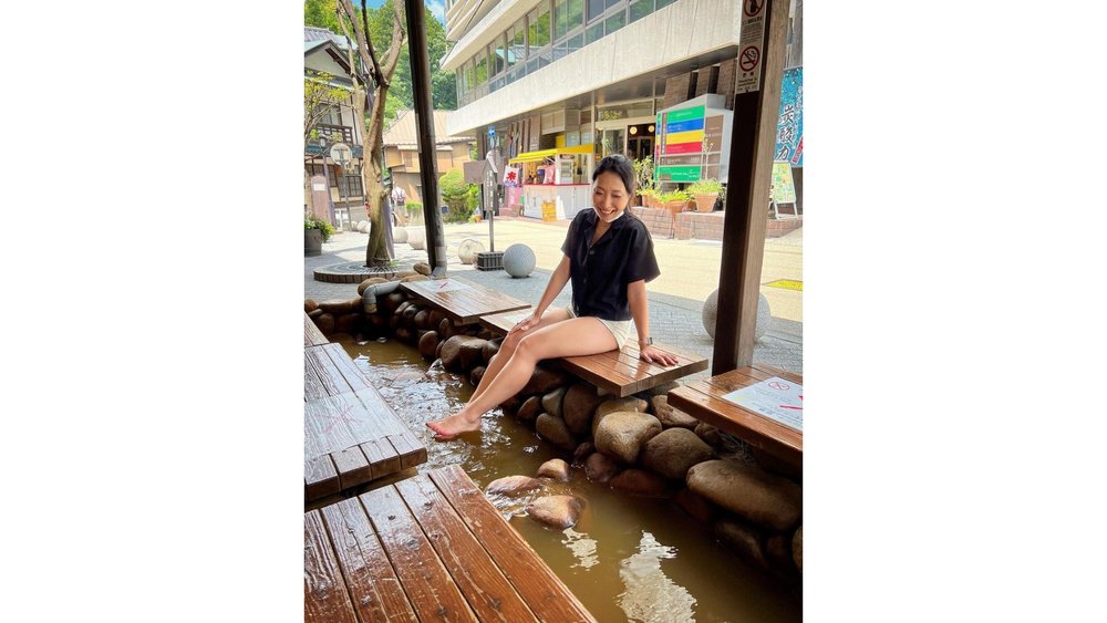 Head to your local onsen for a foot bath. Image credit: iknowyouknowyuno on Instagram