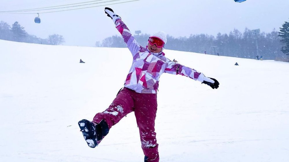 Send it on a budget at Sapporo Teine Ski Resort. Image credit @gabrielakawasaki on Instagram