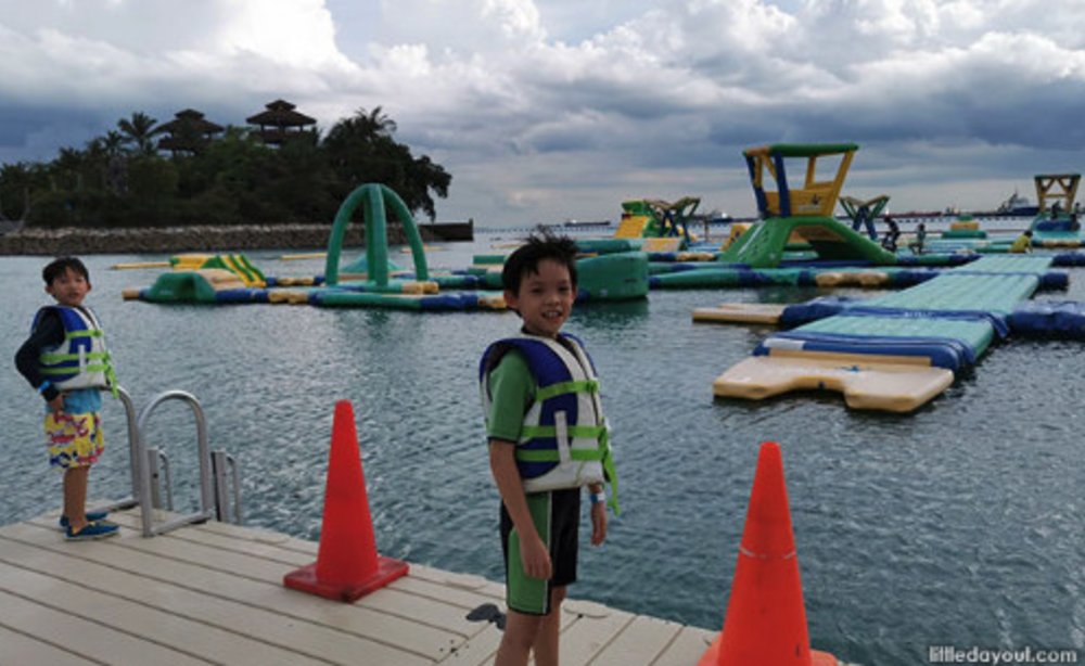 kids playing at hydrodash