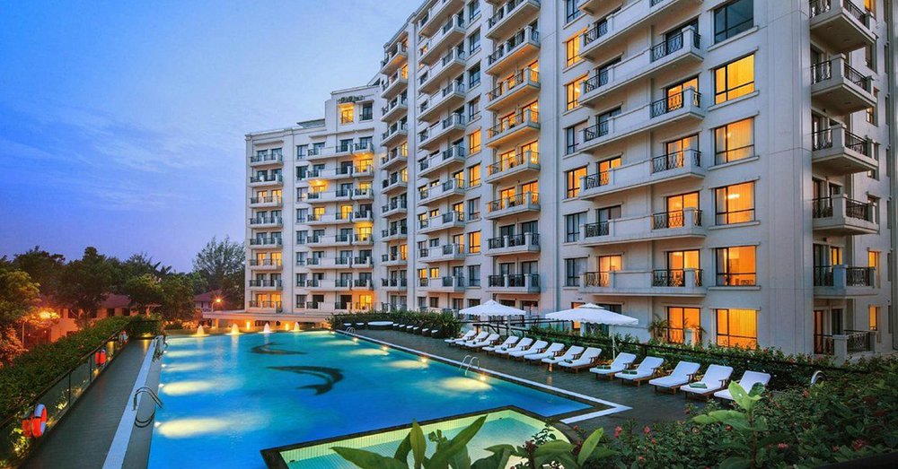 Elegant Suites Westlake