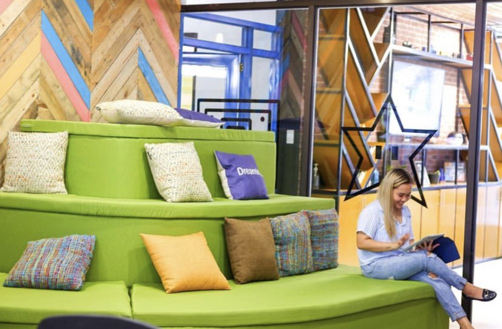 Sitting space in coworking studiio