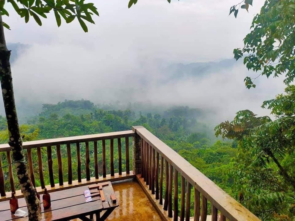 Foggy Mountain view in camp site