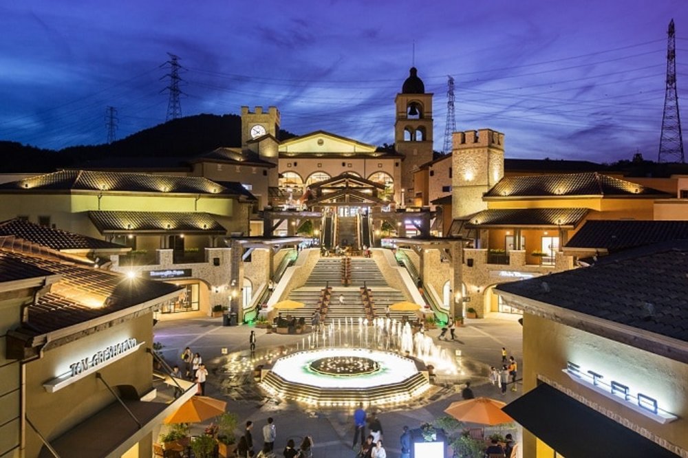 Lotte Mart and Busan Premium Outlet