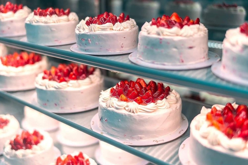 Strawberry cake in Baguio Cafe