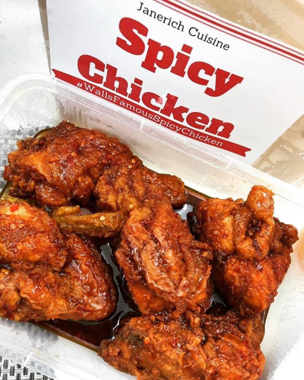 Spicy chicken wings