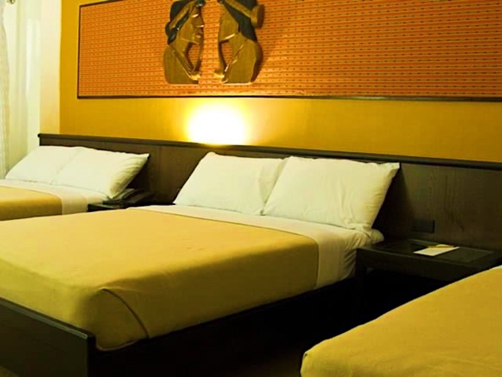 High Point Boutique Inn Room