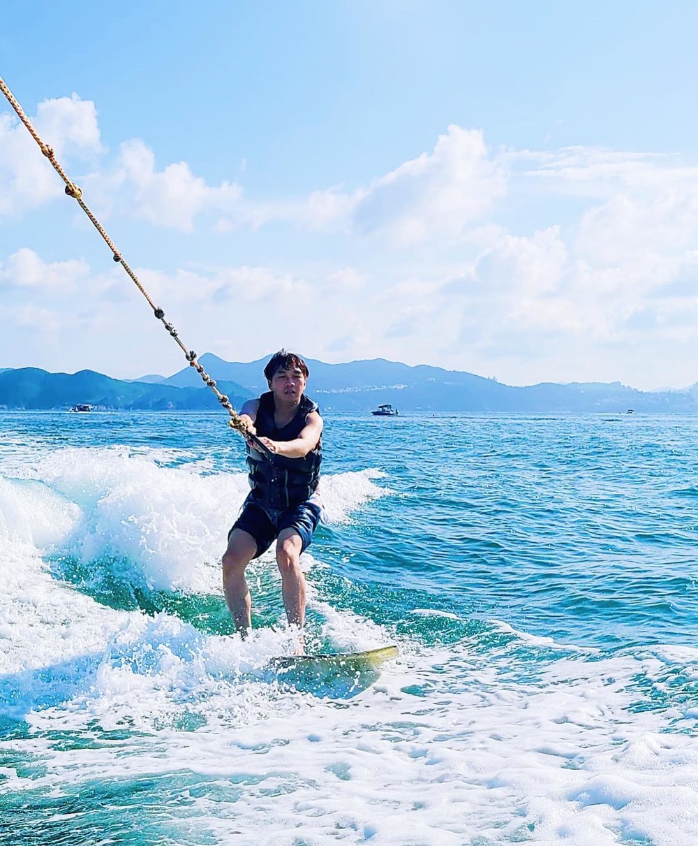 無繩滑水不難上手,新手也可拍出有型照片。(Instagram @sunnylammusic)