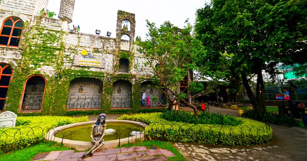  Khám Phá Khu Nhà Ma Haunted Mansion 