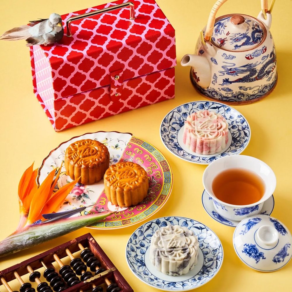 Tao Chinese Cuisine at InterContinental KL halal mooncake gift set in Malaysia