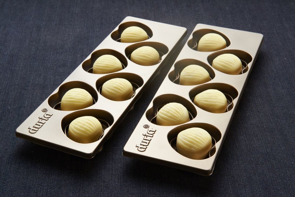 order halal durian mooncakes from Duria online with free delivery Malaysia