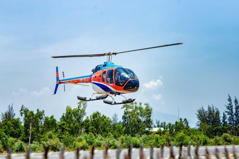 ขอบฟ้าของดานังสดใสเหมาะสำหรับการชมทิวทัศน์ด้วยเฮลิคอปเตอร์