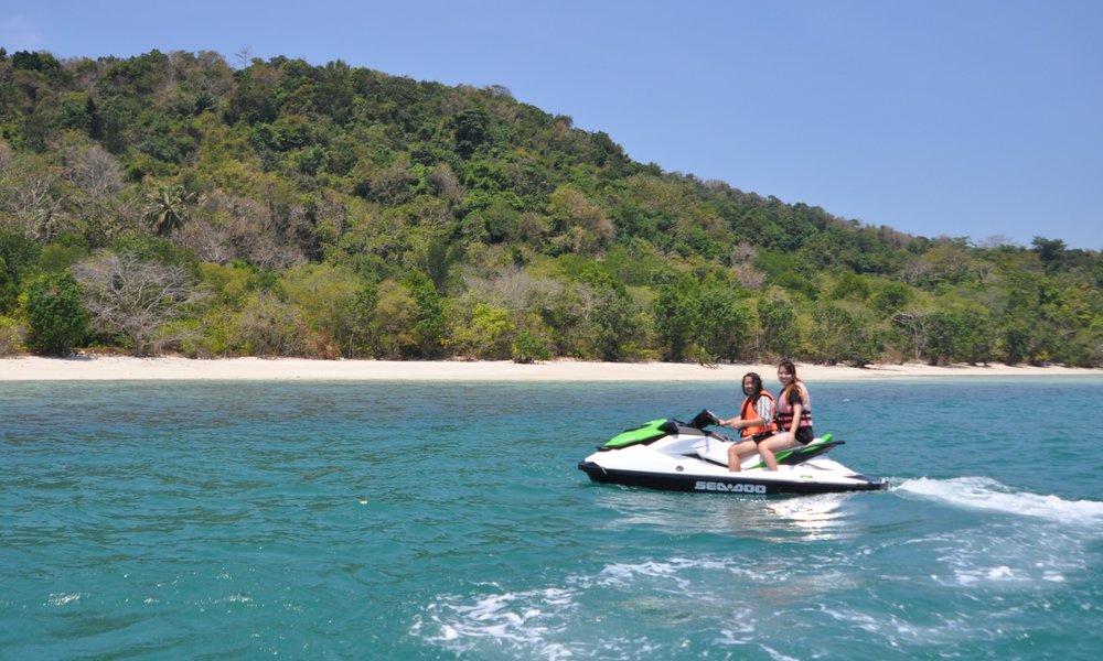 Langkawi Adventure Pass discount for jet ski in Langkawi on Klook
