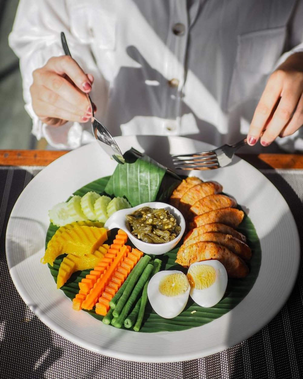 เซ็ตอาหารเหนืออร่อยๆ พร้อมเสิร์ฟให้กับผู้พัก