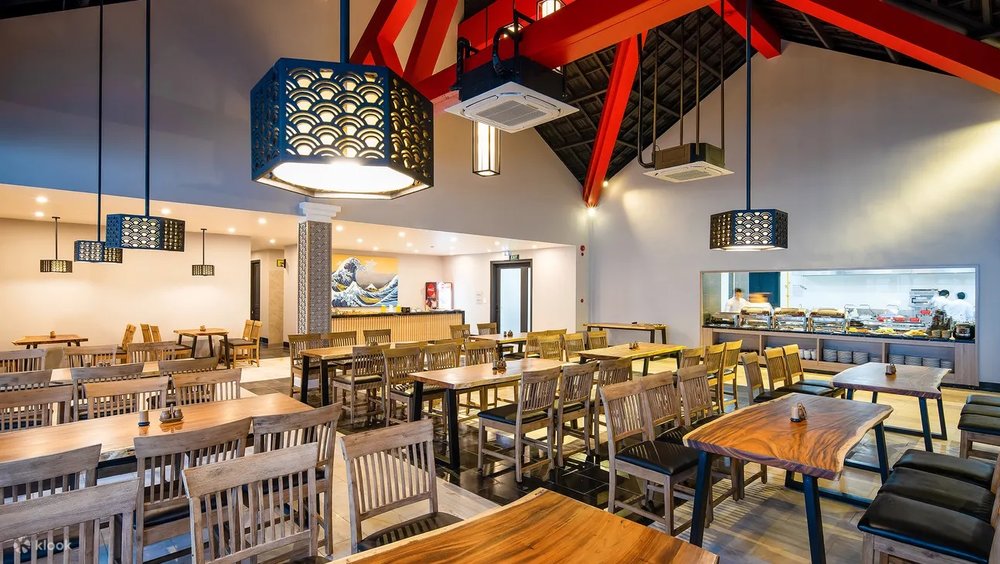 เล่นน้ำจนหิว แวะเติมพลังที่ร้านอาหารญี่ปุ่น ในสวนน้ำมิคาสึกิ