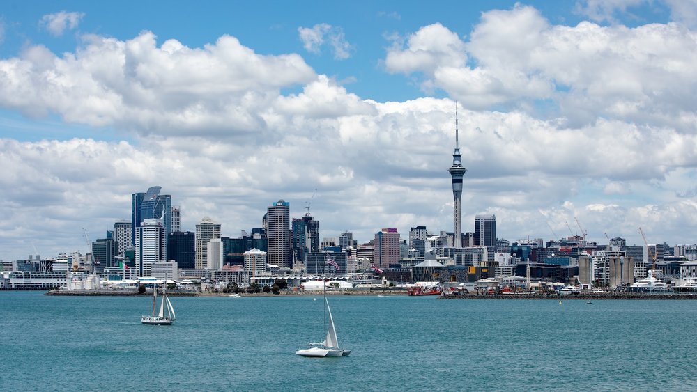 auckland skyline tower city harbour sea buildings 