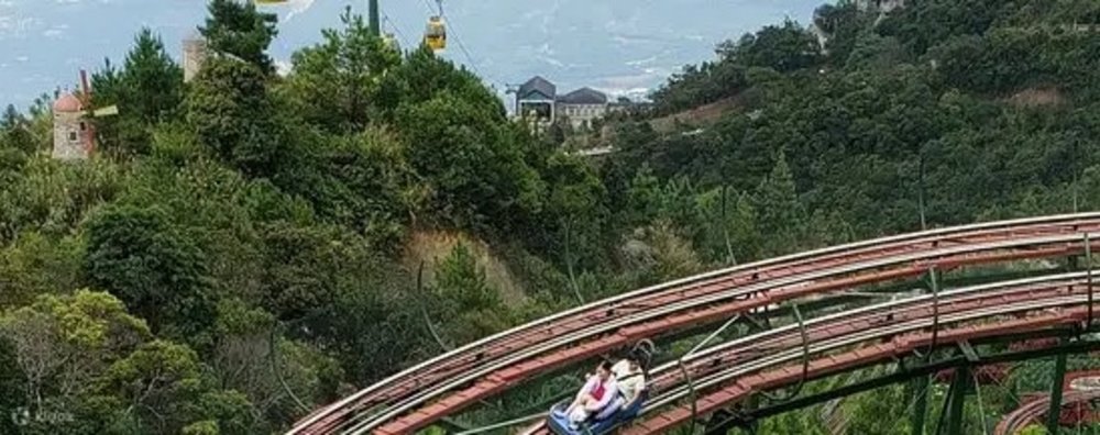 รถรางเลื่อน Alpine Coaster