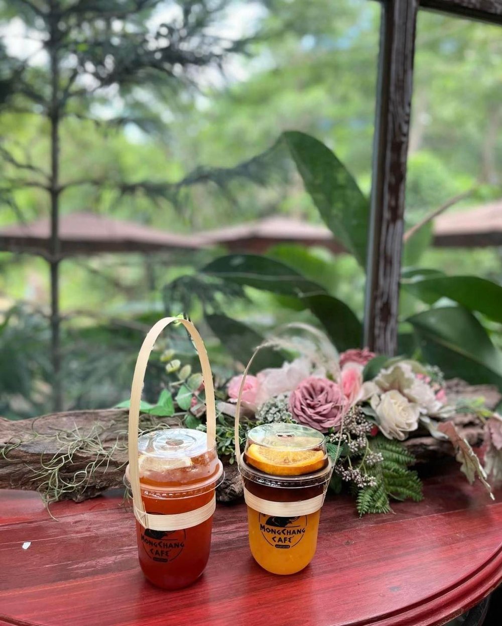 มองช้างคาเฟ่