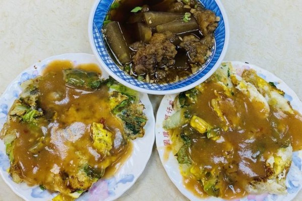 寧夏夜市美食:圓環邊蚵仔煎