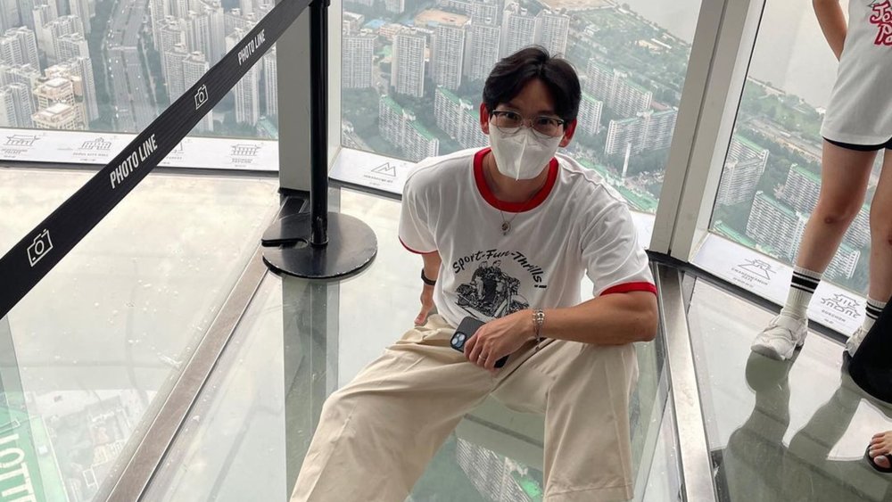 Enjoy Seoul’s city skyline from South Korea’s tallest building.  Credits: @huni_1214 on Instagram