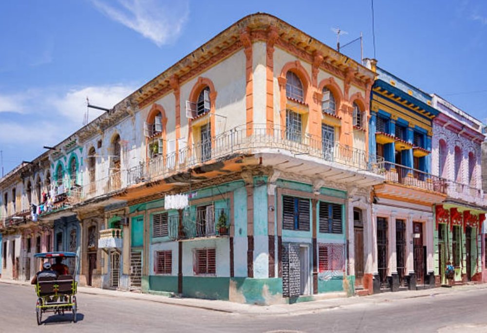 ตึกชิโนโปรตุกีส เมืองเก่าในภูเก็ต