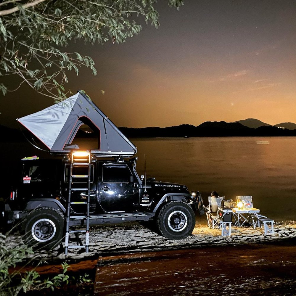 車頂露營的地點更有彈性。@jeep2camp