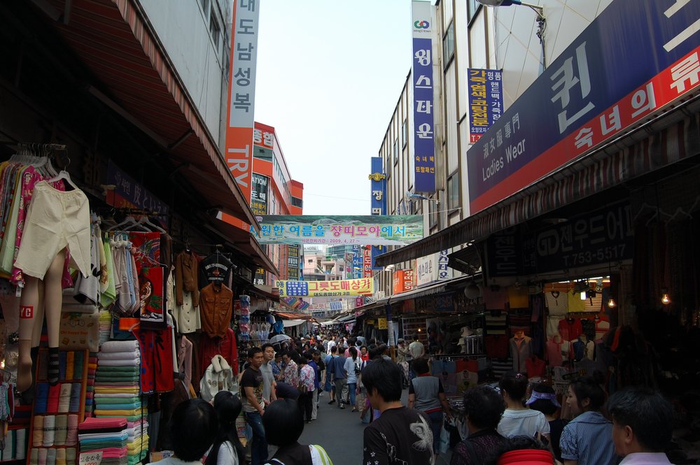 best places to shop in seoul namdaemun 2