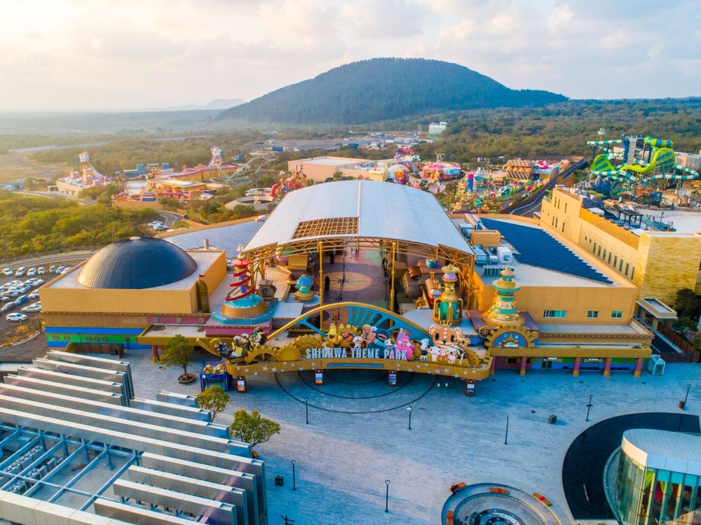 jeju things to do shinhwa theme park