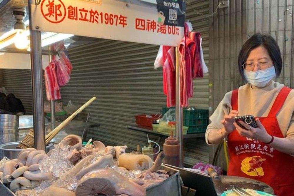 通化夜市美食:鄭記四神湯