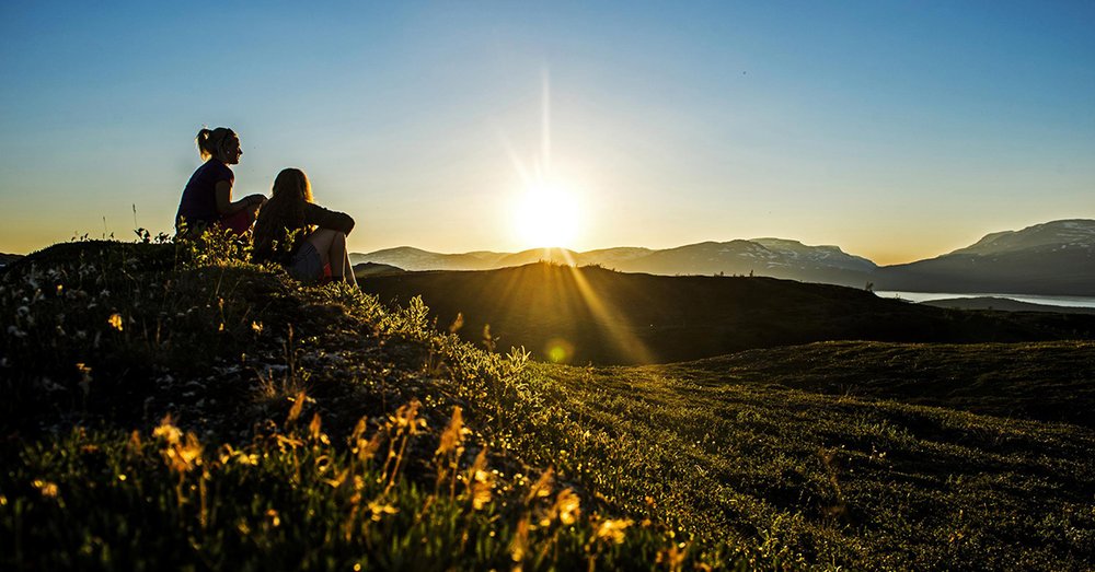 Đón mặt trời lúc nửa đêm