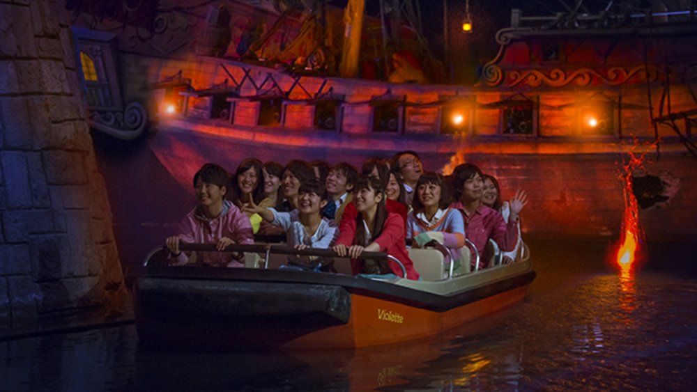 It’s an adventure with fellow pirates! Credits to Tokyo Disney Resort website
