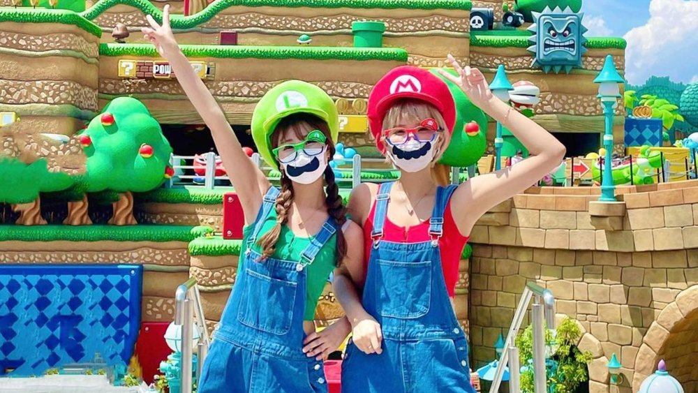 Don’t pass up this chance to buy some Mario-themed souvenirs while in the park.  Image credits: @kikigram_97 on Instagram