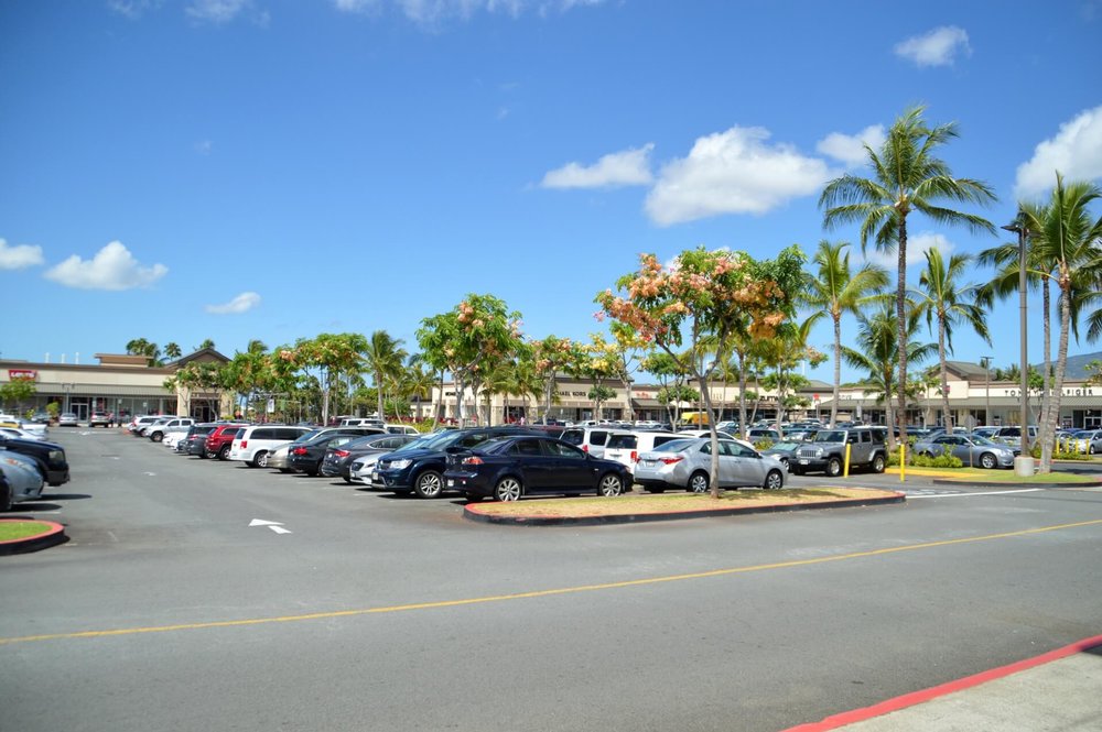 HW ワイケレ プレミアム アウトレットモール 駐車場