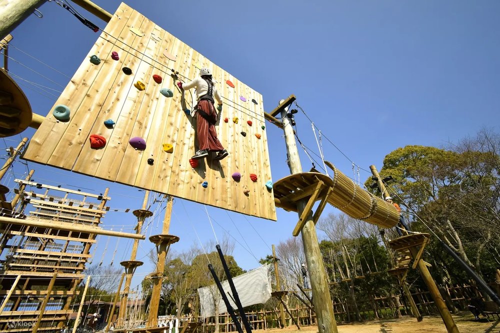 ニジゲンノモリ クレヨンしんちゃん アドベンチャーパークアスレチック