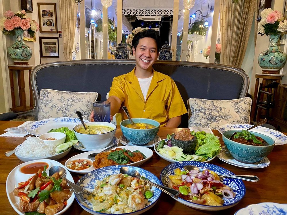 Dinner at Tu Kab Khao Restaurant 4D3N phuket itinerary