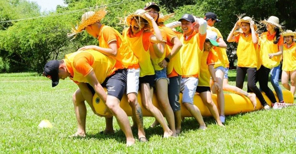 Các Trò Chơi Vận Động & Team Building