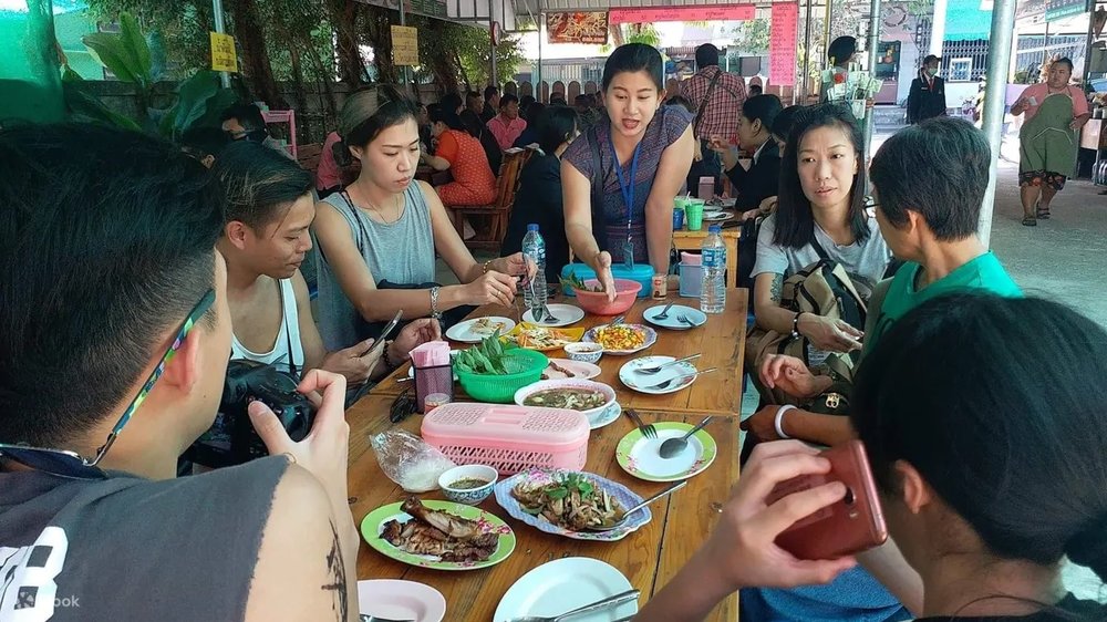 ทัวร์ชิมอาหารไทยในหัวหิน โดย Feast Thailand