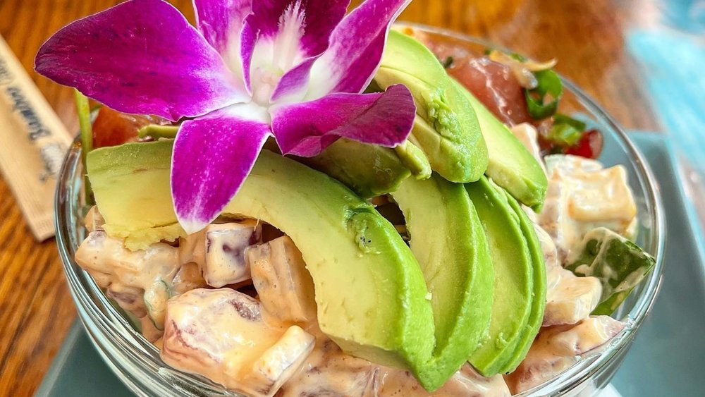 Don’t forget to take a pic of your poke bowl for Insta! Credits to @kenesyss_bap