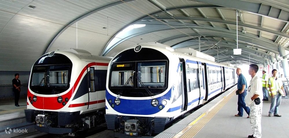 airport train in thailand